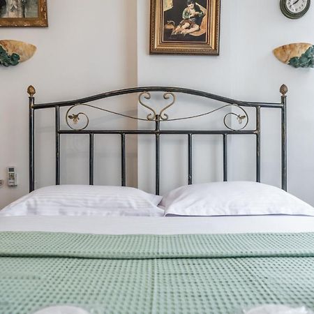 Vintage And Warm 2Br Apartament In Tirana Zewnętrze zdjęcie