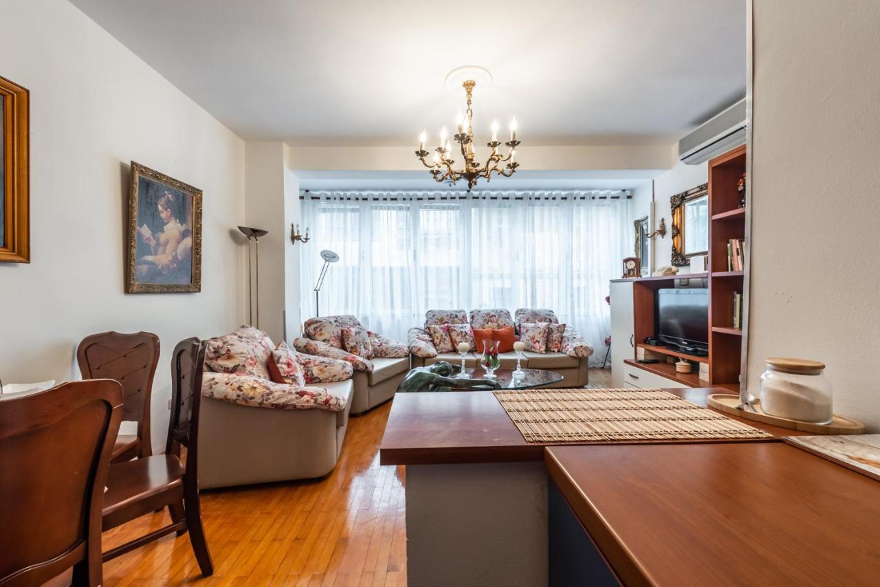 Vintage And Warm 2Br Apartament In Tirana Zewnętrze zdjęcie
