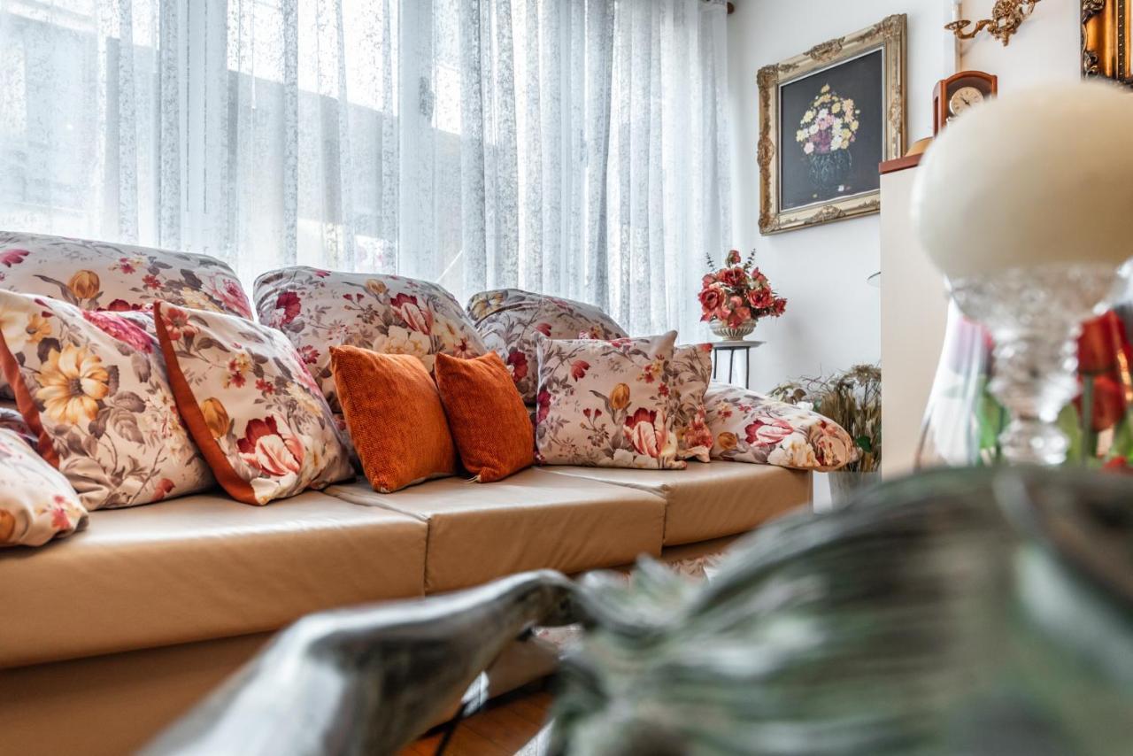 Vintage And Warm 2Br Apartament In Tirana Zewnętrze zdjęcie