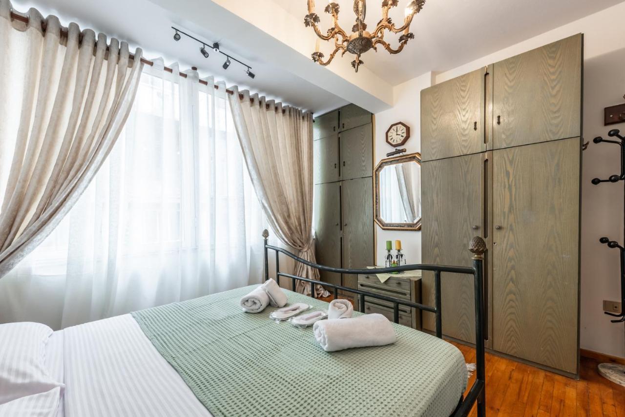 Vintage And Warm 2Br Apartament In Tirana Zewnętrze zdjęcie