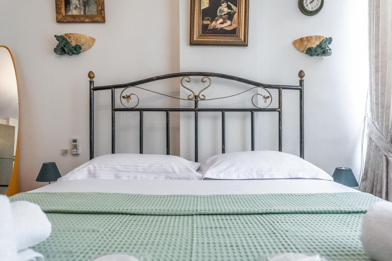 Vintage And Warm 2Br Apartament In Tirana Zewnętrze zdjęcie