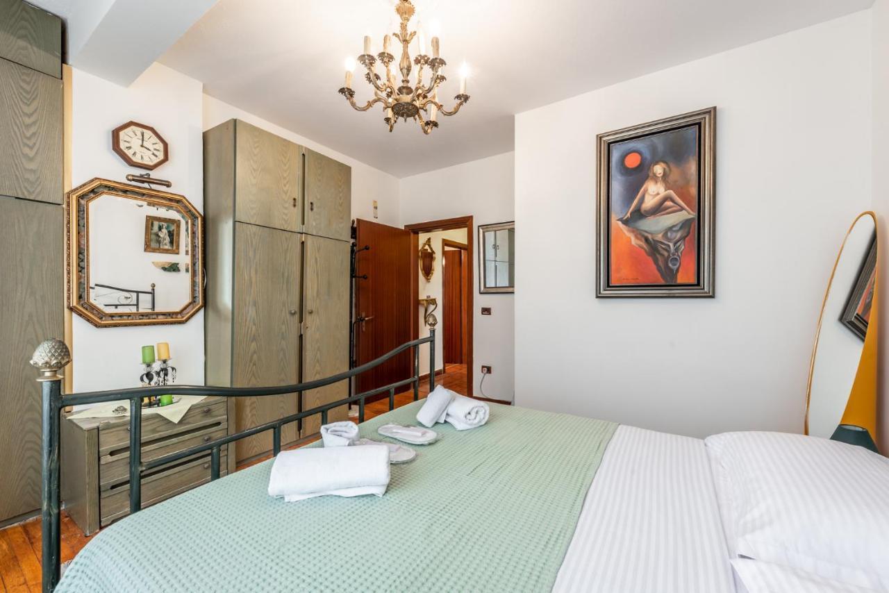 Vintage And Warm 2Br Apartament In Tirana Zewnętrze zdjęcie