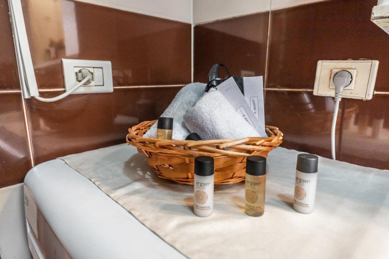 Vintage And Warm 2Br Apartament In Tirana Zewnętrze zdjęcie